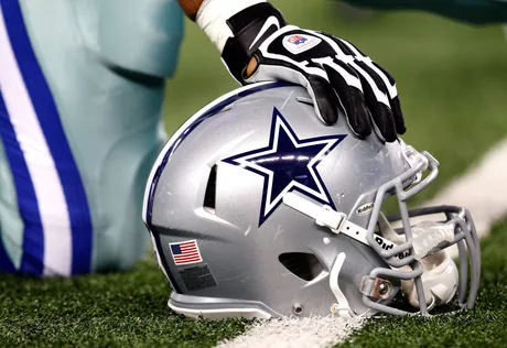 Dallas Cowboys Practice Report: WR David Durden Carted Off the Field