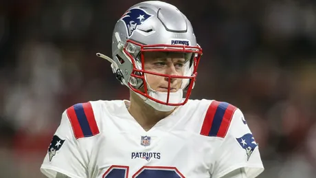 Mac Jones benched as Patriots get demolished in 38-3 loss to