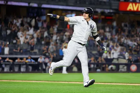 William Contreras sparks late burst as Brewers blast Yankees