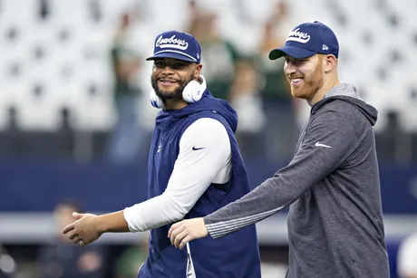 Two Cowboys Quarterbacks Could Make Sense For The Jets - The Spun: What's  Trending In The Sports World Today