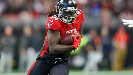 The Teammate Every Team Needs': Atlanta Falcons' Cordarrelle Patterson  Praises WR on Roster Bubble - Sports Illustrated Atlanta Falcons News,  Analysis and More