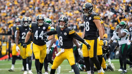 CBS Sports Analyst Calls Pickett, Steelers' Offense Big Winners Of Week 2 -  Steelers Depot