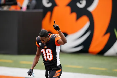 Sunday's Hot Spots: Bengals-OBJ Renew Super Bowl Past; Coping With Lamar;  Tee Higgins' Big Bounce-Backs; Bengals DL Vs. Ravens OL; Quote Of Week