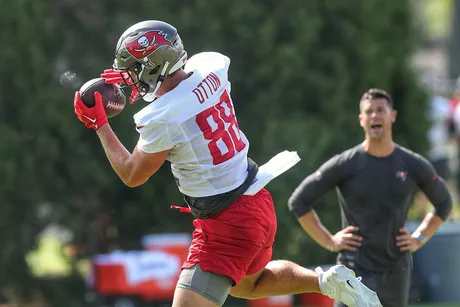 Bucs News: Former Bucs TE Kyle Rudolph will call Big Ten games for NBC