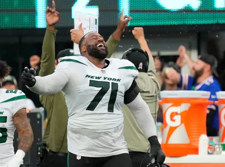 The Jets placed LT Duane Brown (shoulder/hip) on injured reserve