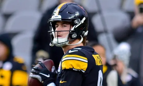 Kenny Pickett preseason news: How did the Steelers rookie QB perform in  Week 1 of preseason? - DraftKings Network