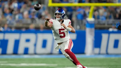 New York Giants waste two turnovers, fall to Lions in preseason opener