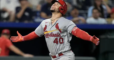 Contreras hits mammoth blast for first homer with Cardinals