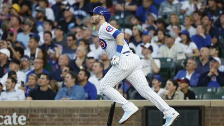 WATCH: Luis Robert Jr. shushes fans at Wrigley field after hitting