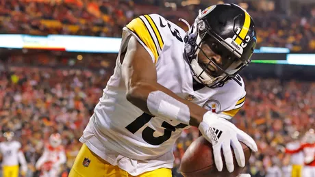 Colts ink former Steelers WR following Ashton Dulin injury