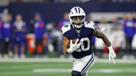 Dallas Cowboys running back Deuce Vaughn wows Dallas crowd with wicked spin  move vs. Jacksonville Jaguars