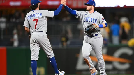 Dansby Swanson homers twice as Chicago Cubs pound Cincinnati Reds 20-9 -  ABC News