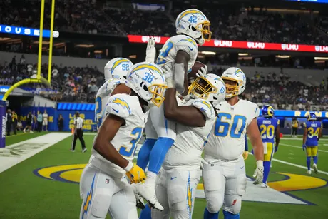 LA Chargers Week 4 Emergency Plans for the Raiders — Charged Up Bolts