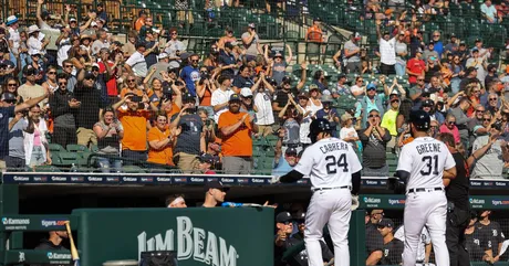 Justin Verlander faces former teammate Miguel Cabrera one more time as  Astros rout Tigers 17-4