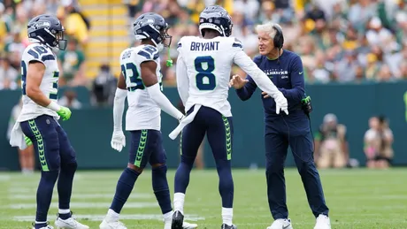 Injury update: Seahawks DE Dre'Mont Jones doubtful to return v Panthers -  Field Gulls