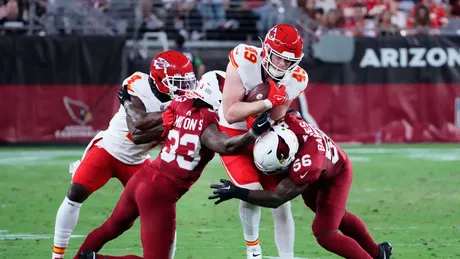 Chiefs TE Travis Kelce threw punch at LB Jack Cochrane during