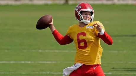 Former Chiefs QB Shane Buechele signs with Buffalo Bills