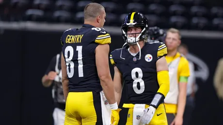 Steelers cut TE Zach Gentry, keep 2 punters while setting 53-man roster