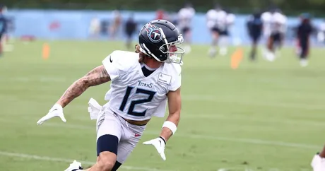 Tennessee Titans elevate Justin Murray, Kyle Peko from practice squad