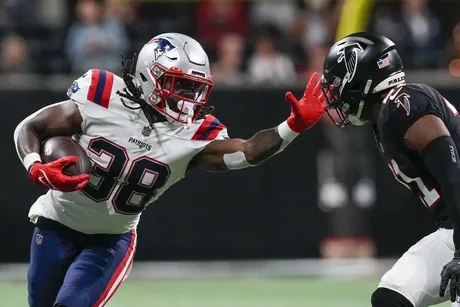 Buffalo Bills vs. New York Jets: Robert Saleh Reveals Status of Breece  Hall, Dalvin Cook for Week 1 - Sports Illustrated Buffalo Bills News,  Analysis and More