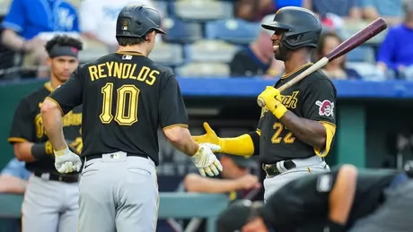 Who will be the Pittsburgh Pirates' DH in 2022? - Bucs Dugout