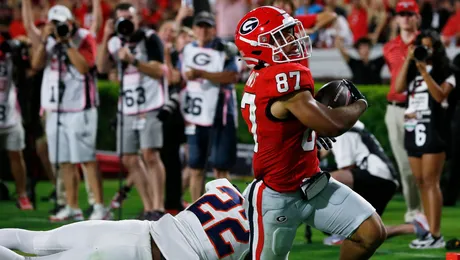 Iconic sack by Georgia's Jalen Carter a viral sensation