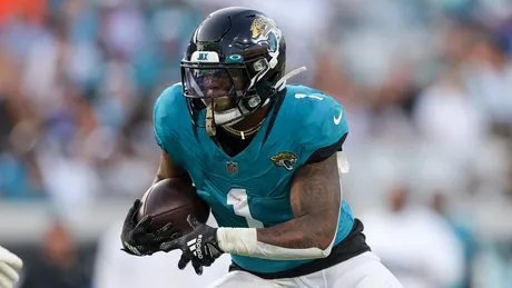 Jaguars' Maurice Jones-Drew ends holdout