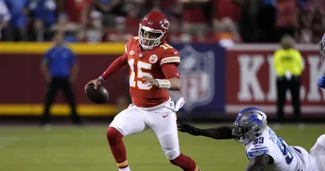 Kadarius Toney gets harsh meme treatment after costing Chiefs with drops