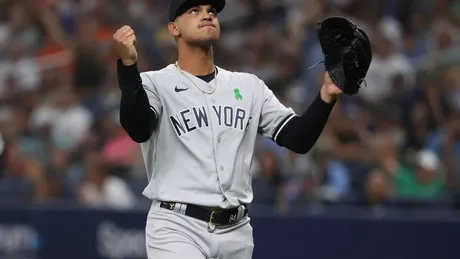 Carlos Rodon rocked, booed off the mound as Yankees' 5-game win