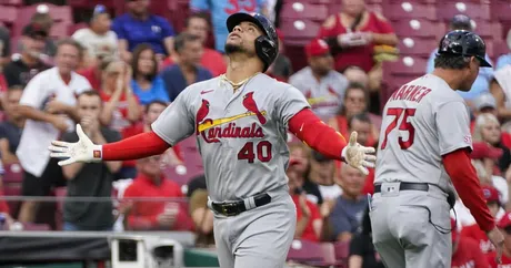 Contreras, Baker boost Cardinals to 9-4 win, Reds drop 1 1/2 games