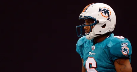 Miami Dolphins free agency 2023: Duke Riley re-signing to stay with team -  The Phinsider