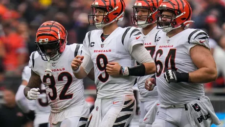 Quick Hits: Bengals Plan To Fire Away Again, In Search Of Big Plays;  Rainy Day Thoughts; Mixon Leads Efficient Backs; Building Blocks Prepping  For Ravens