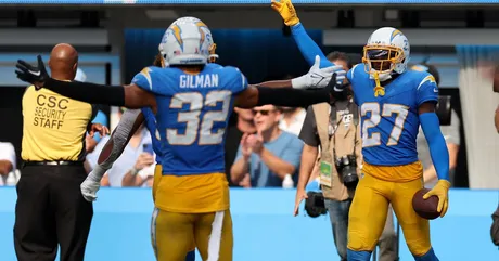 Chargers News: Chargers place 9 on CBS Sports' Top 100 players of 2022 -  Bolts From The Blue