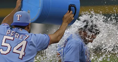 Rangers overcome Scherzer's early exit to beat Blue Jays 6-3