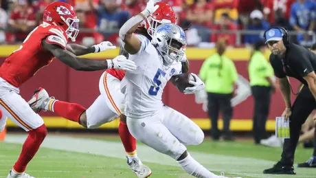 False start? Refs missing flags on KC Chiefs RT vs. Detroit Lions