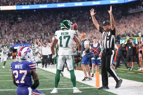 Jets fans hype up Zach Wilson as QB leads franchise to thrilling OT win vs.  Bills - The M*LF slayer strikes again