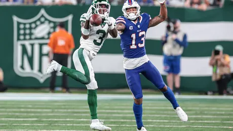 Jets WR Randall Cobb drags Lionel Messi into MetLife Stadium turf