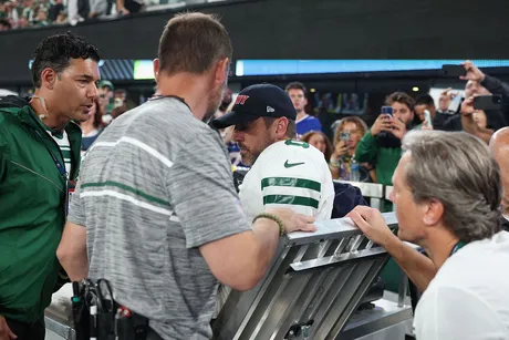 Jets: Breece Hall, Randall Cobb blast Metlife Stadium turf after Aaron  Rodgers injury