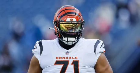 Bengals release Collins who is still rehabbing from torn ACL