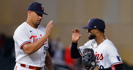 Willi Castro's homer propels Twins past Rays to even series