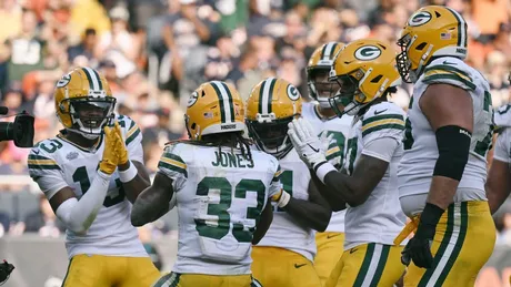 Packers wallop Broncos