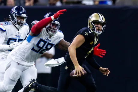 September 17, 2023: Tennessee Titans defensive tackle Teair Tart (93)  rushes the quarterback