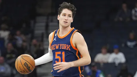 Knicks add another Villanova star in signing Ryan Arcidiacono