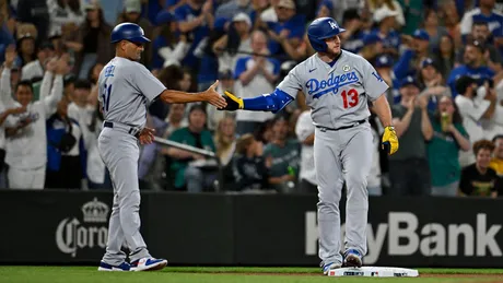 Dodgers flamethrower Brusdar Graterol shows off Venezuelan pride