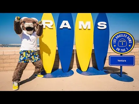 See how LA Rams fans enjoyed the team's beach tour stop in Ventura
