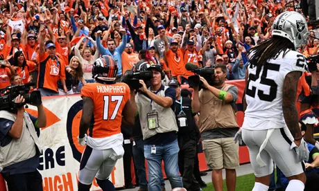 Broncos elevate WR Lil'Jordan Humphrey and WR Phillip Dorsett for