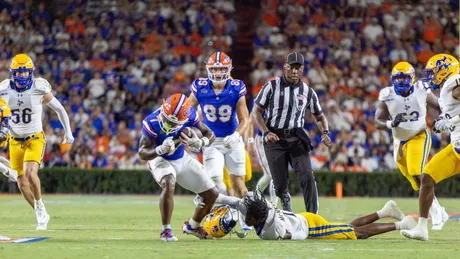 CBS Sports' expert picks nearly split on Gators-Vols game