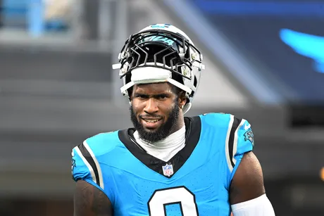 3 benefits to the Carolina Panthers extending Brian Burns in 2022