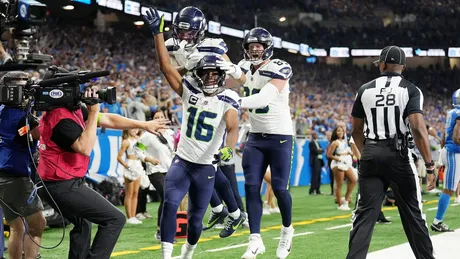 Did Seahawks get away with a hold on Aidan Hutchinson on Geno Smith's  walk-off TD pass?