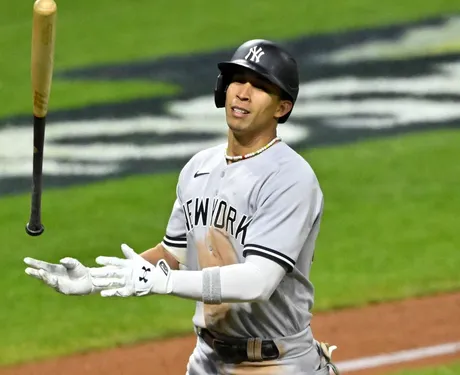 Switch hitter Oswaldo Cabrera bats lefthanded against a lefty in Yankees'  loss to Pirates - Newsday